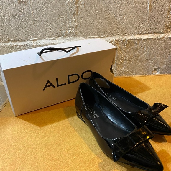 Black ballot pointed toe flats size 7 Aldo - Picture 3 of 10